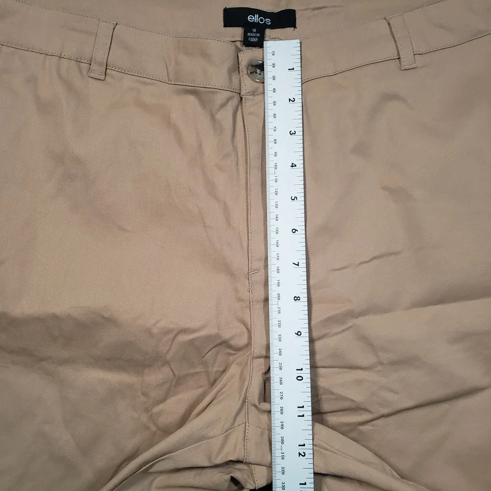 Ellos Chino Shorts‎ Womens 16 Tan Cotton Blend Stretch Flat Front Casual Classic